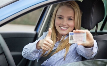 Як українцям будуть міняти водійські права